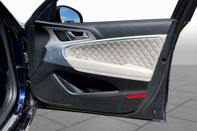2023 Genesis G70 3.3T RWD