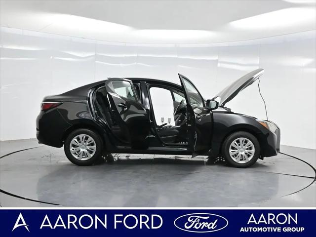 2019 Toyota Yaris L