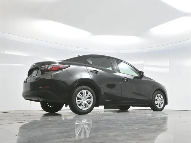 2019 Toyota Yaris L