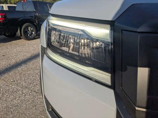 2026 Nissan Frontier Crew Cab Long Bed PRO-4X 4x4