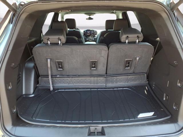 2023 Chevrolet Traverse AWD LT Leather