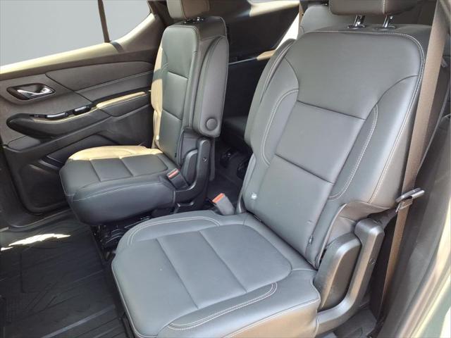 2023 Chevrolet Traverse AWD LT Leather