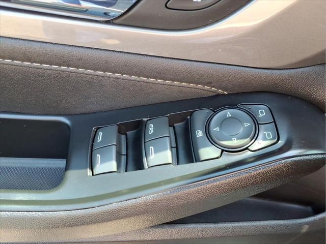 2023 Chevrolet Traverse AWD LT Leather