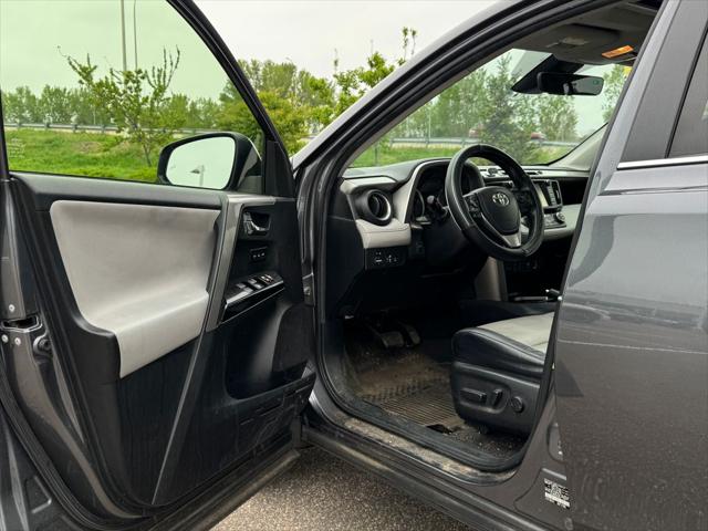 2017 Toyota RAV4 Hybrid Limited