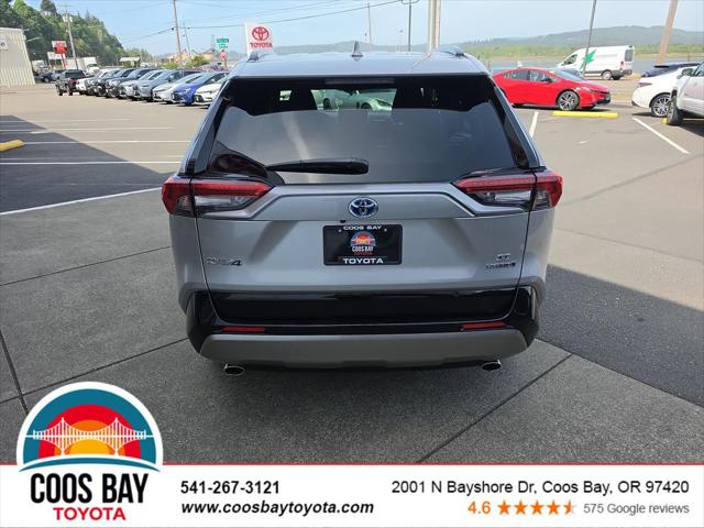 2023 Toyota RAV4 Hybrid SE