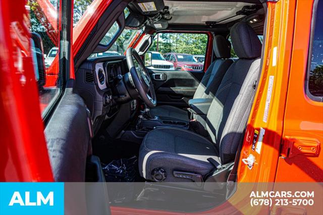 2025 Jeep Wrangler 4-Door Sahara 4x4