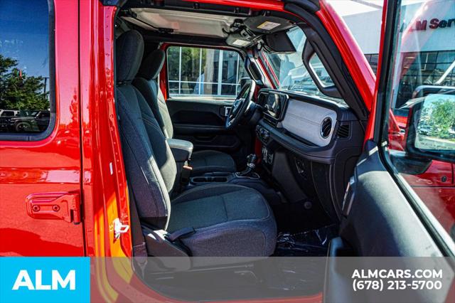 2025 Jeep Wrangler 4-Door Sahara 4x4