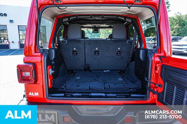 2025 Jeep Wrangler 4-Door Sahara 4x4