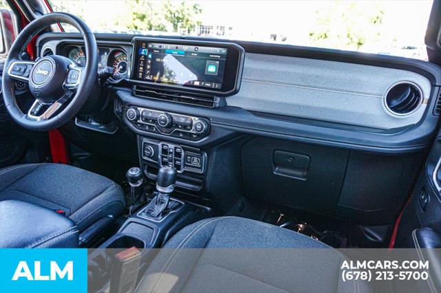 2025 Jeep Wrangler 4-Door Sahara 4x4