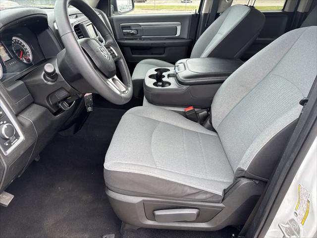 2024 Ram 1500 Classic SLT Quad Cab 4x2 6'4" Box