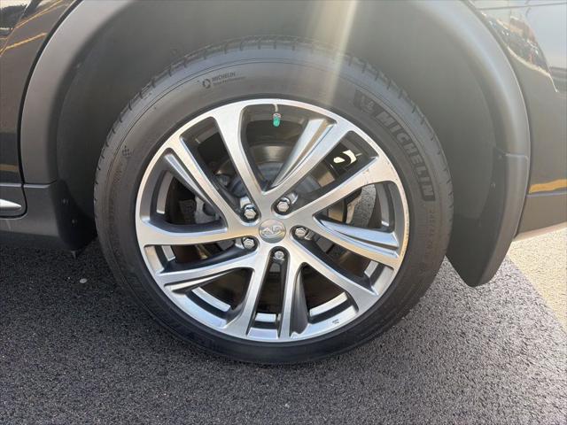 2017 INFINITI QX50 Base