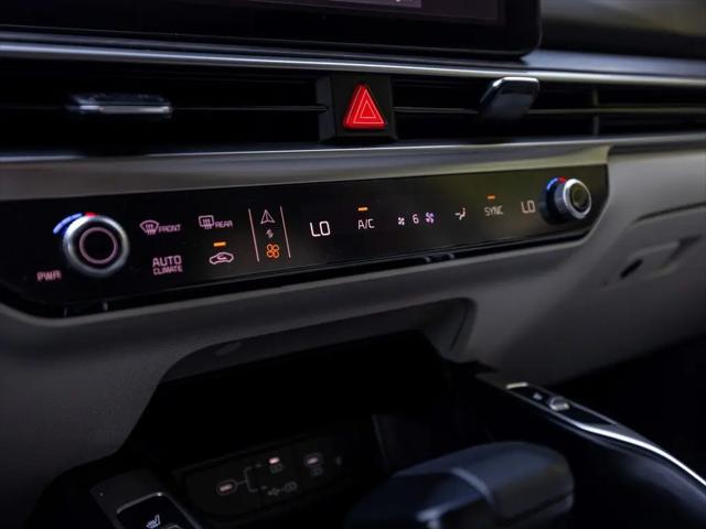 2025 Kia Sorento X-Line EX