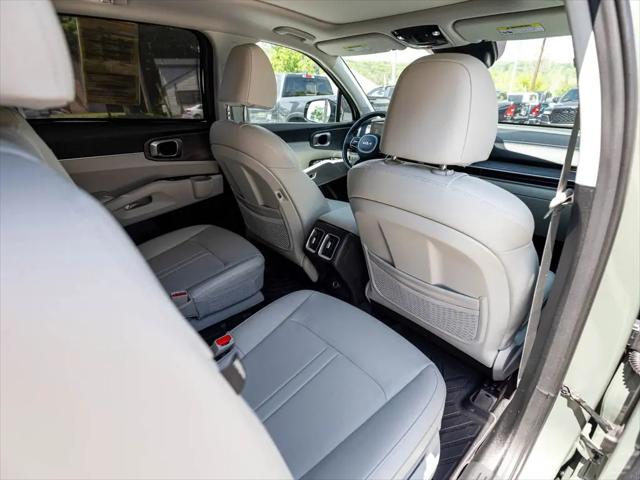 2025 Kia Sorento X-Line EX