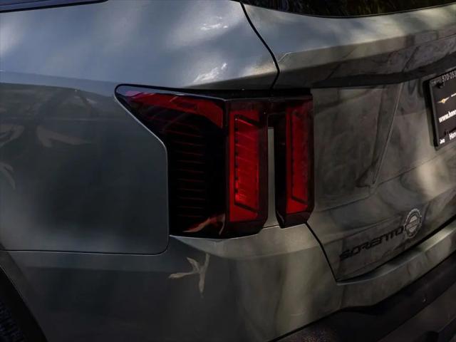 2025 Kia Sorento X-Line EX