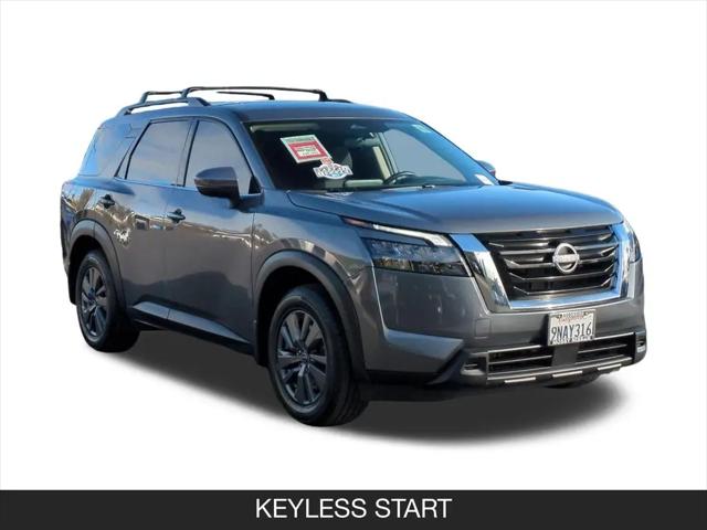 2024 Nissan Pathfinder SV FWD