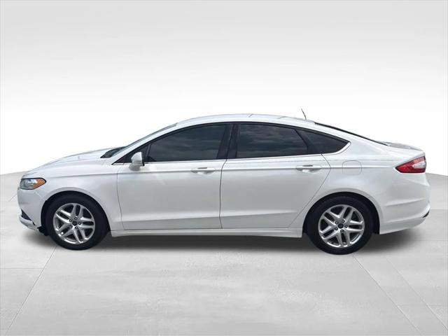 2016 Ford Fusion SE 2016 Ford Fusion SE