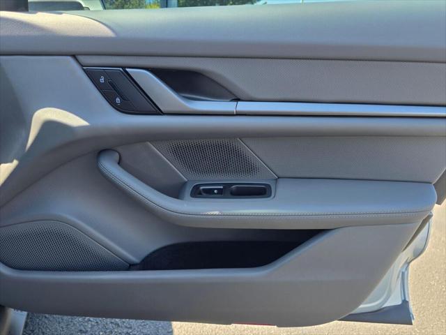 2025 Porsche Taycan 4S
