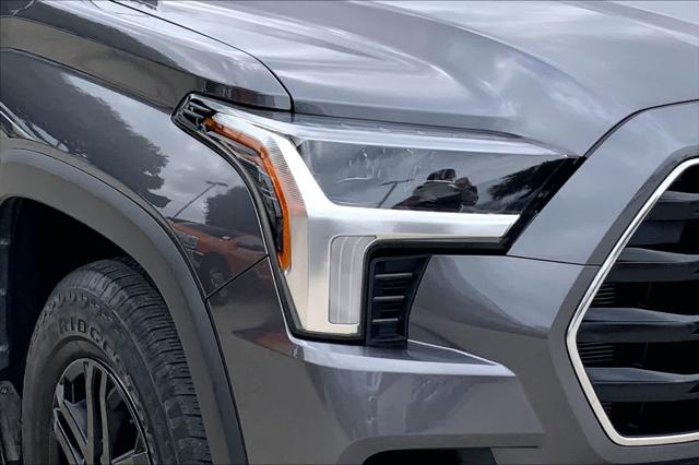 2025 Toyota Sequoia SR5