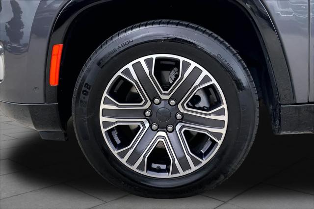 2024 Jeep Wagoneer Series II 4x2