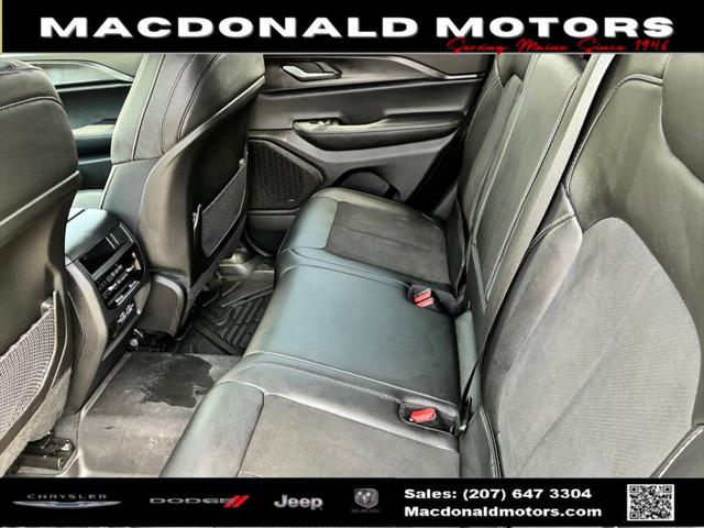 2025 Jeep Grand Cherokee Altitude X 4x4