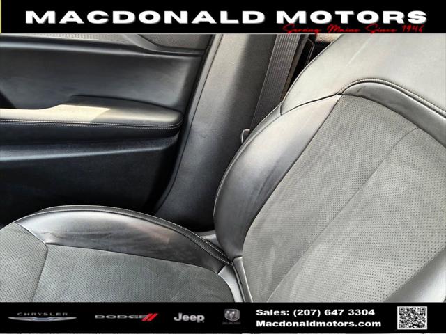 2025 Jeep Grand Cherokee Altitude X 4x4