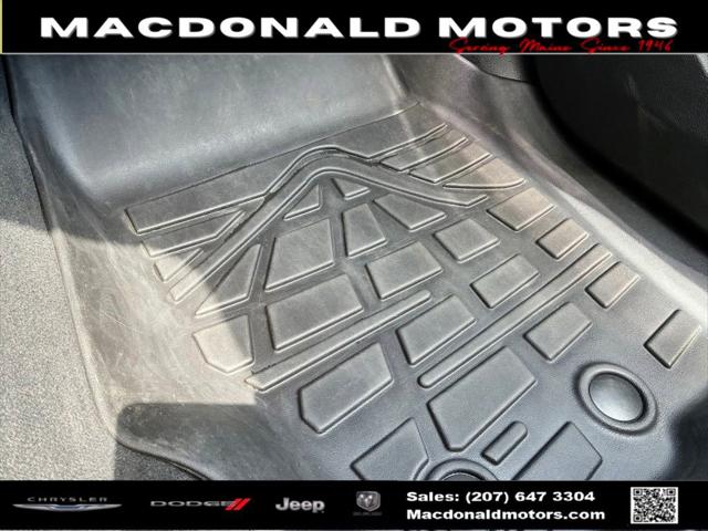 2025 Jeep Grand Cherokee Altitude X 4x4
