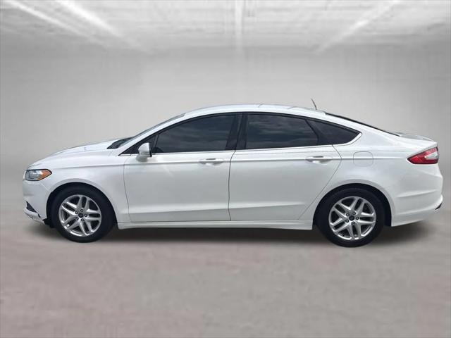 2016 Ford Fusion SE 2016 Ford Fusion SE