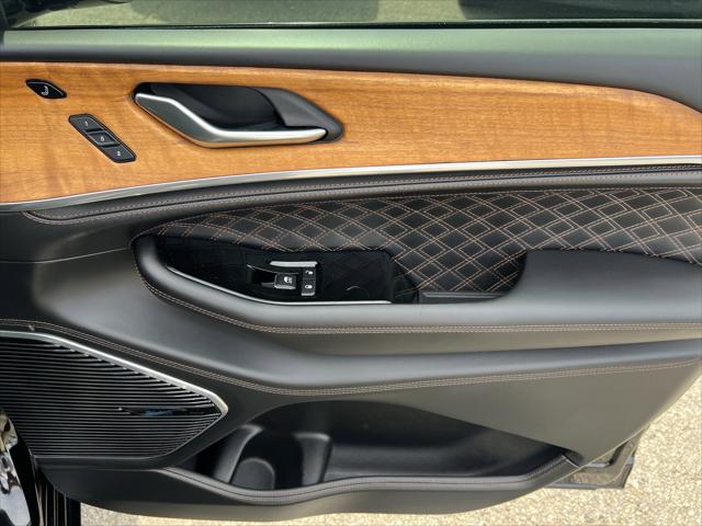 2022 Jeep Grand Cherokee Summit Reserve 4x4