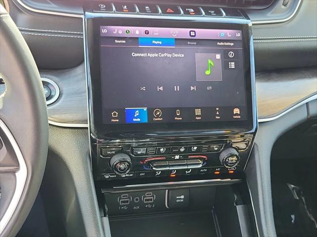 2023 Jeep Grand Cherokee L Limited 4x2