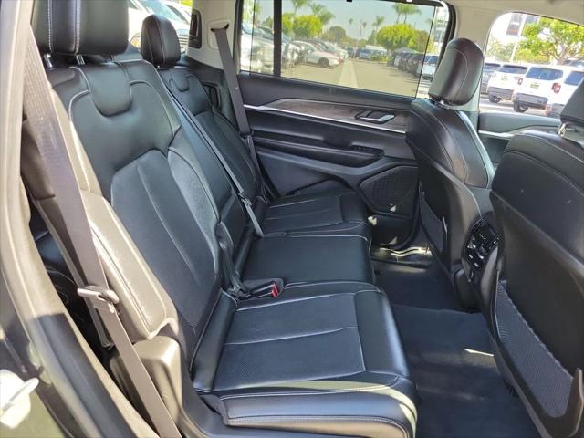 2023 Jeep Grand Cherokee L Limited 4x2
