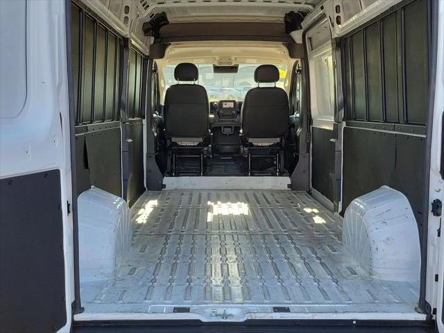 2025 Ram ProMaster 2500 Cargo Van Tradesman High Roof 159" WB w/Pass Seat