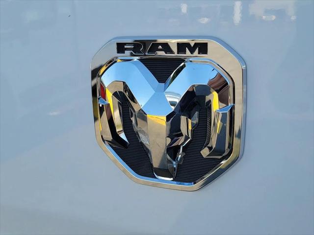 2025 Ram ProMaster 2500 Cargo Van Tradesman High Roof 159" WB w/Pass Seat