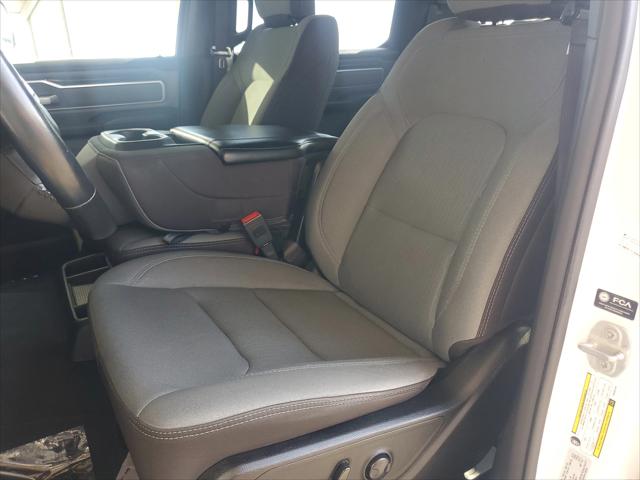 2022 Ram 1500 Big Horn Crew Cab 4x4 6'4" Box