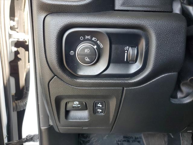 2022 Ram 1500 Big Horn Crew Cab 4x4 6'4" Box