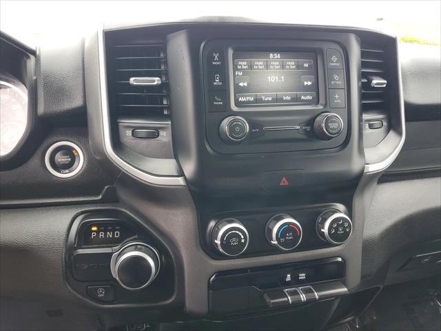 2022 Ram 1500 Big Horn Crew Cab 4x2 5'7" Box