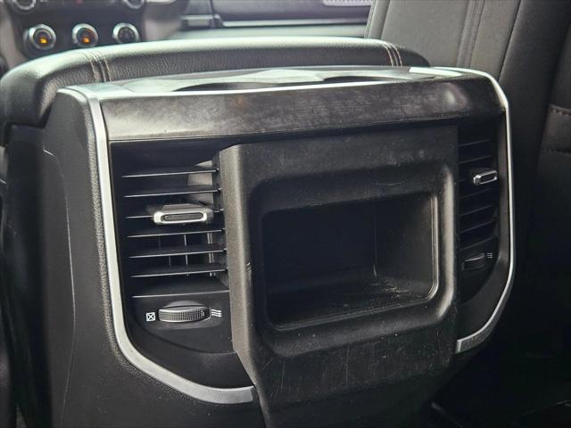 2020 Ram 1500 Big Horn Crew Cab 4x4 5'7" Box