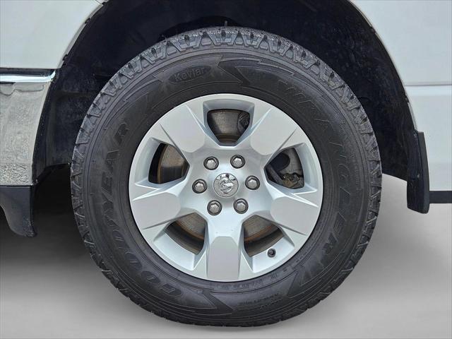 2020 Ram 1500 Big Horn Crew Cab 4x4 5'7" Box