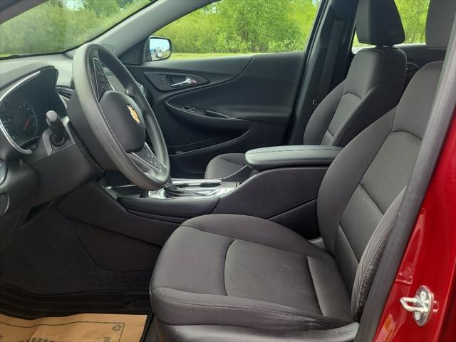 2017 Chevrolet Malibu 1LT