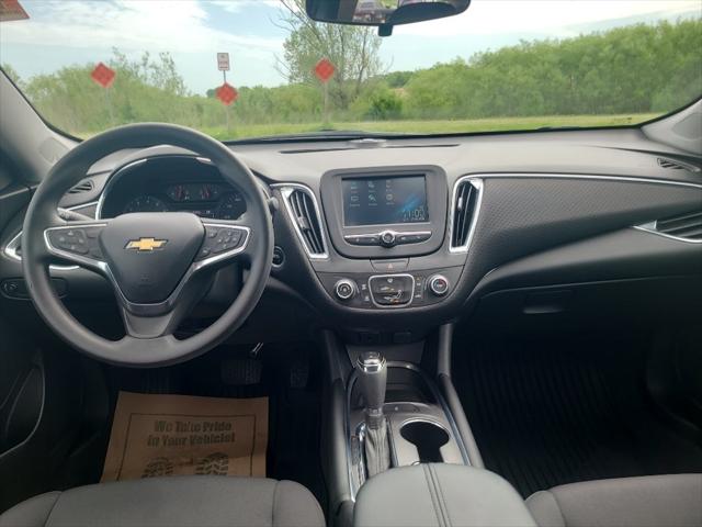 2017 Chevrolet Malibu 1LT