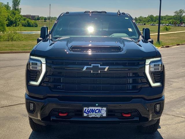 2025 Chevrolet Silverado 2500HD 4WD Crew Cab Standard Bed LT