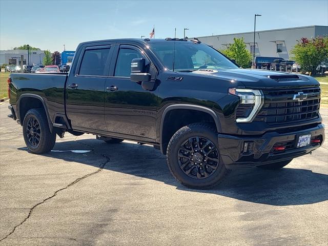 2025 Chevrolet Silverado 2500HD 4WD Crew Cab Standard Bed LT