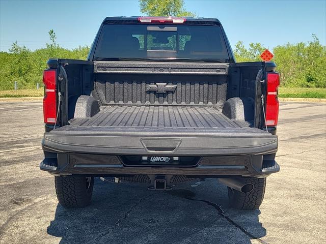 2025 Chevrolet Silverado 2500HD 4WD Crew Cab Standard Bed LT