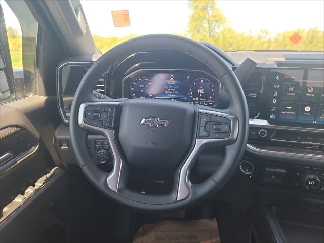 2025 Chevrolet Silverado 2500HD 4WD Crew Cab Standard Bed LT