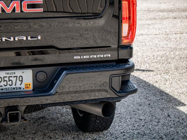2020 GMC Sierra 2500HD 4WD Crew Cab Standard Bed Denali