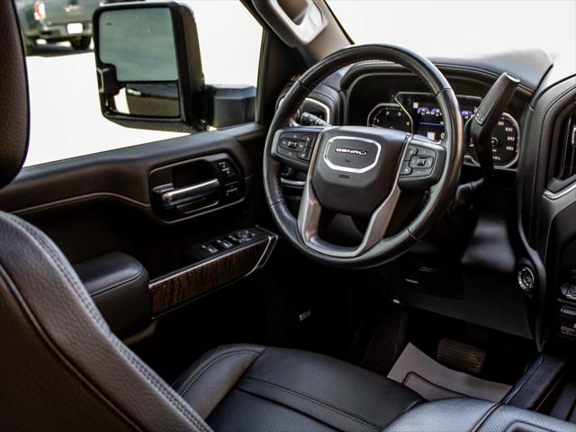2020 GMC Sierra 2500HD 4WD Crew Cab Standard Bed Denali