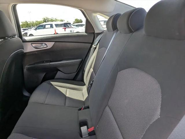 2023 Kia Forte LX