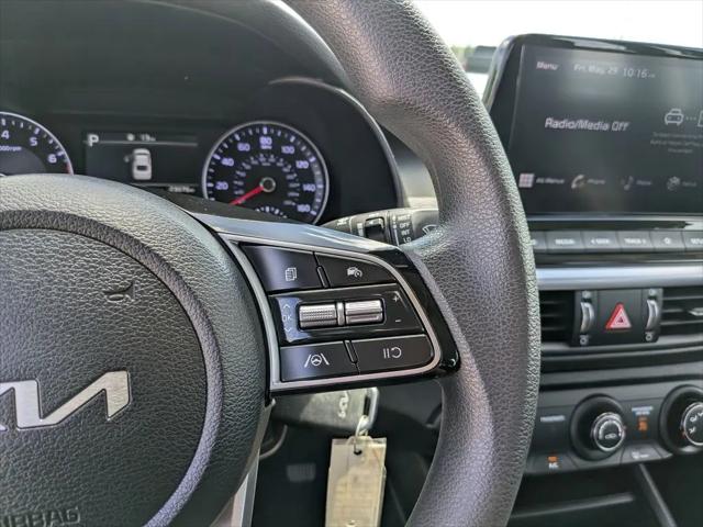 2023 Kia Forte LX