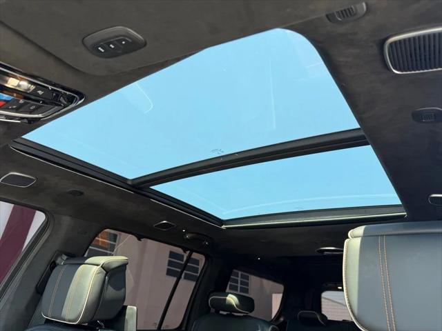 2022 Jeep Grand Wagoneer Series III 4x4