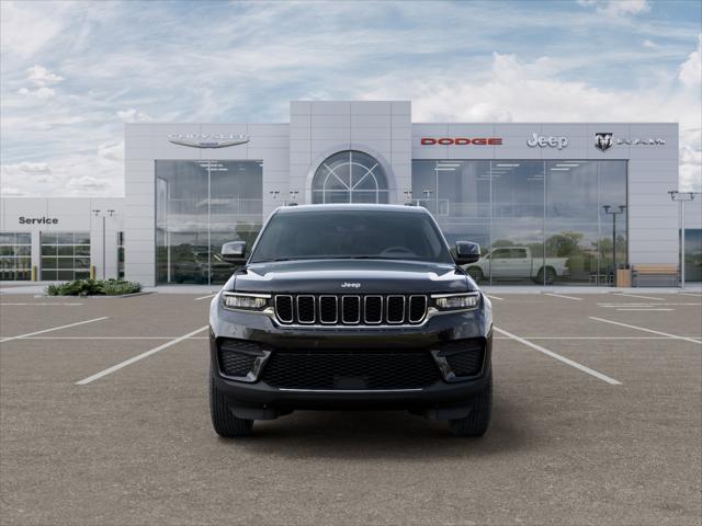 2026 Jeep Grand Cherokee Laredo 4x4