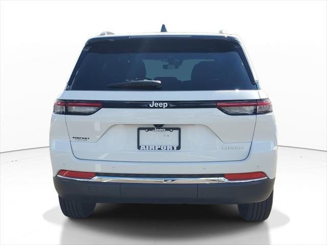 2025 Jeep Grand Cherokee Laredo 4x2